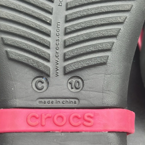girls Crocs Aliana raspberry & black jeweled sandals size 10 - Picture 5 of 5